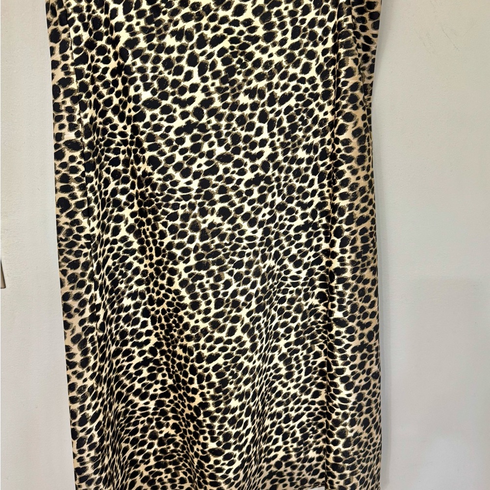 Pre-owned J. Crew size Small Leopard Print A-line MIdi  Skirt